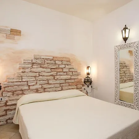 La Casa Dell'olivastro Holiday home Agrustos